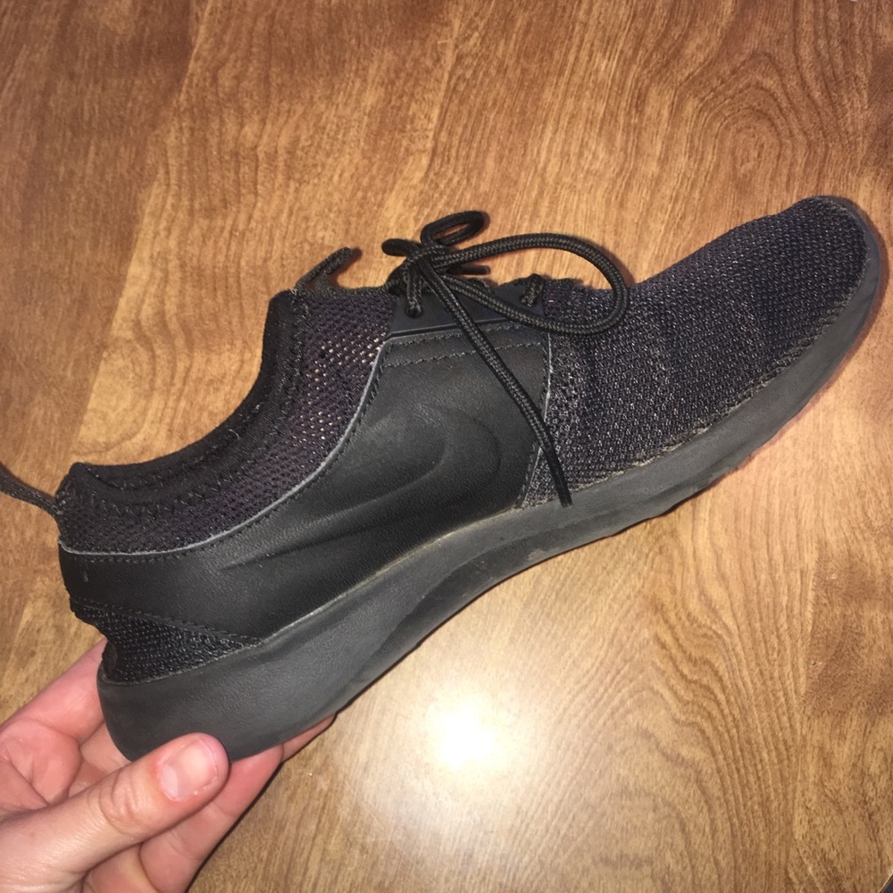 Women’s Nike Roshe